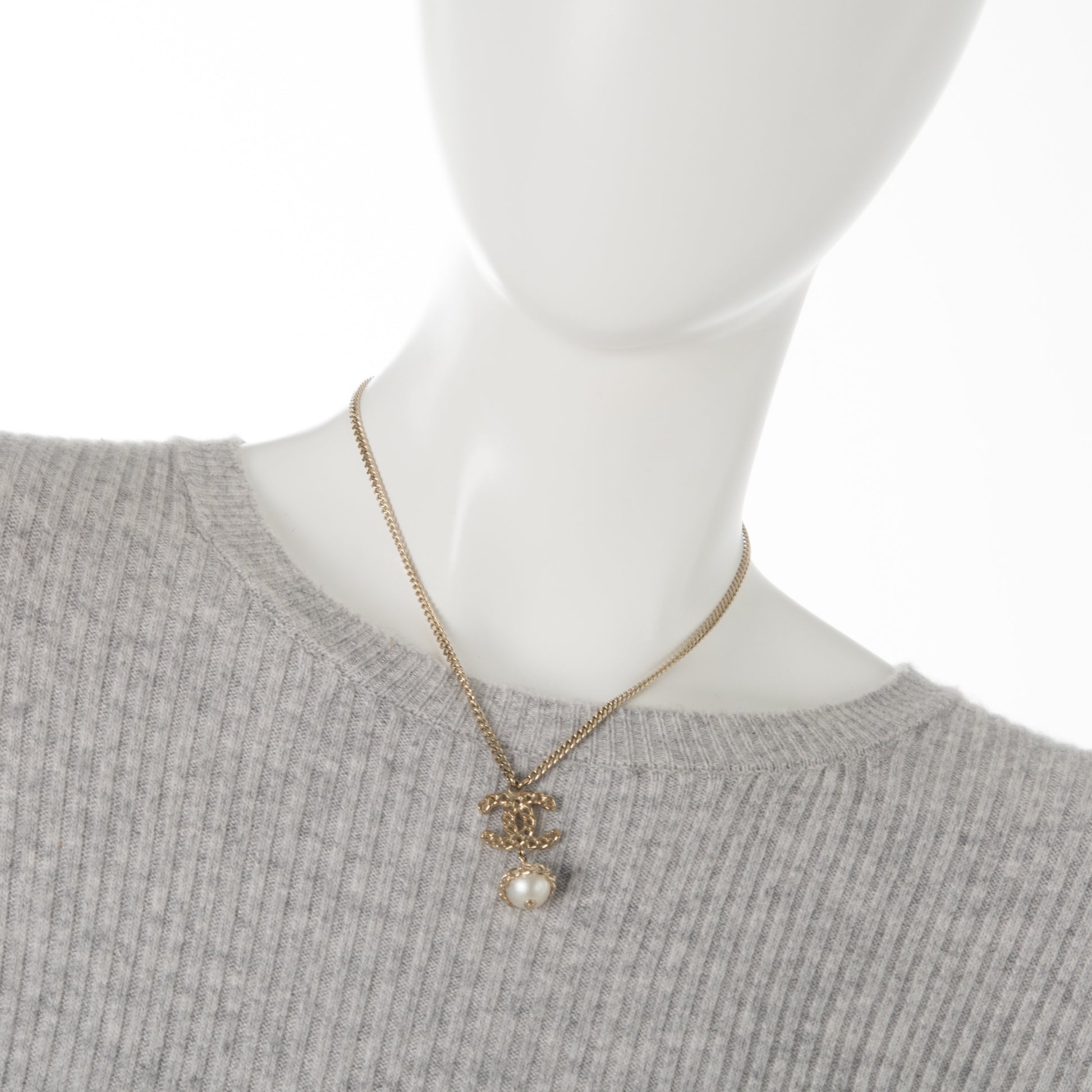 Chanel Chain CC Pearl Drop Necklace Gold 2 of 5