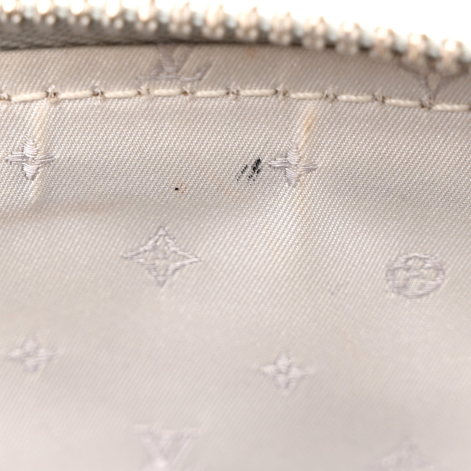Louis Vuitton Suhali Lockit PM Silver 10 of 12