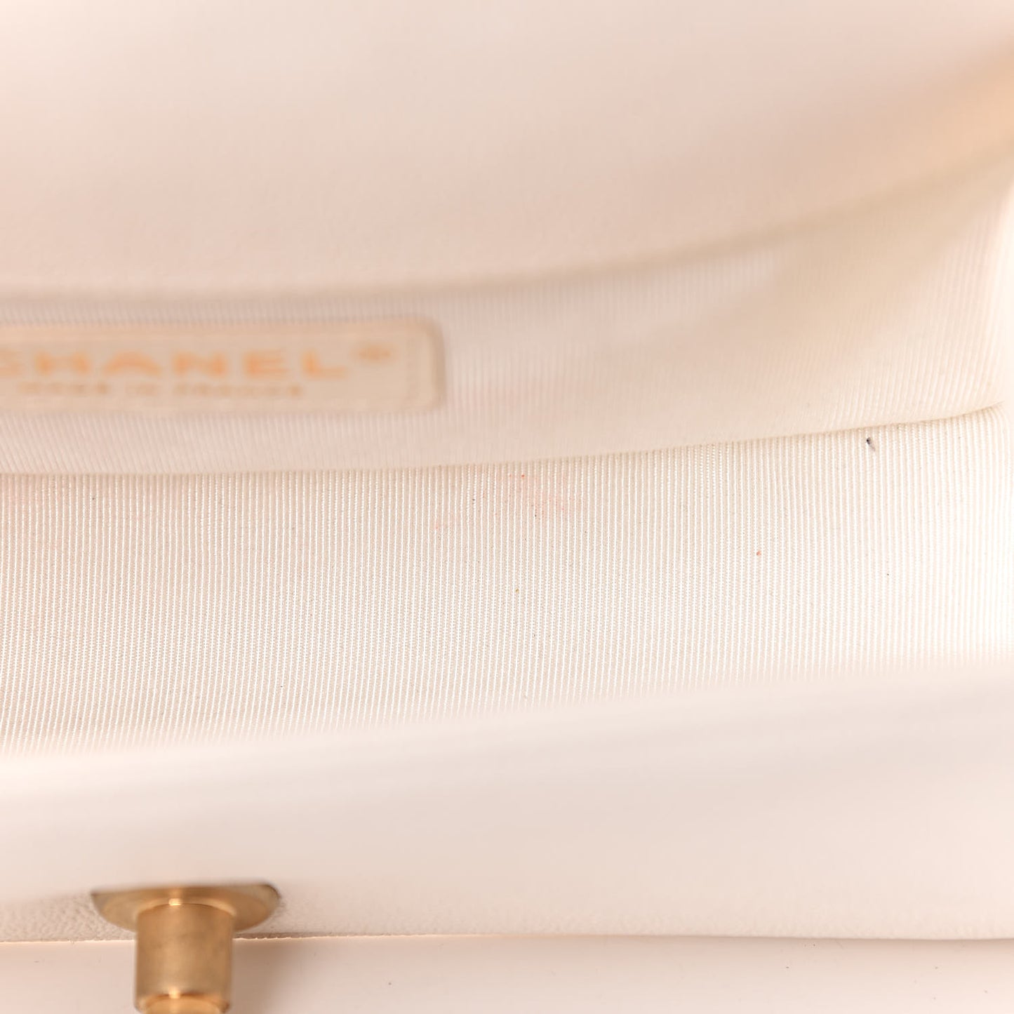 Caviar Quilted Small Boy Flap Ivory