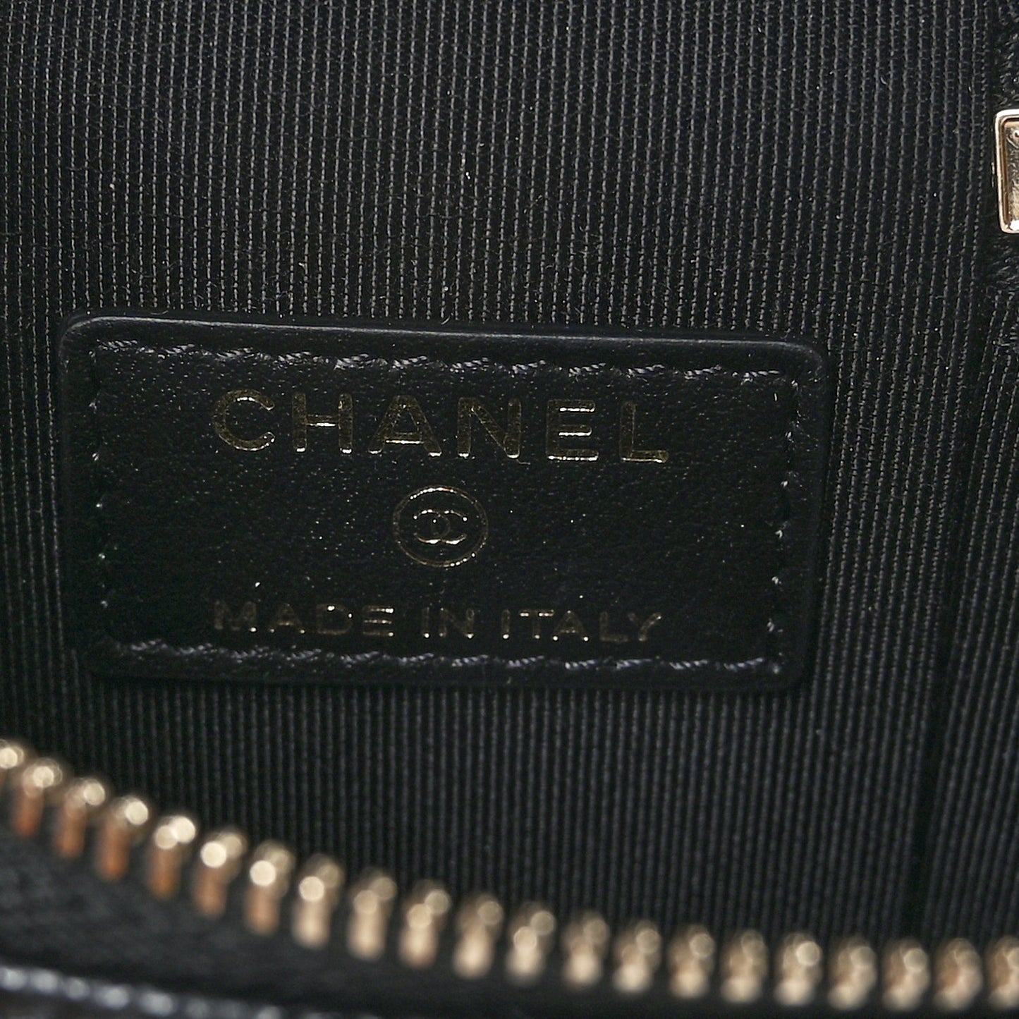 Caviar Quilted Small Handle With Care Vanity Case With Chain Black
