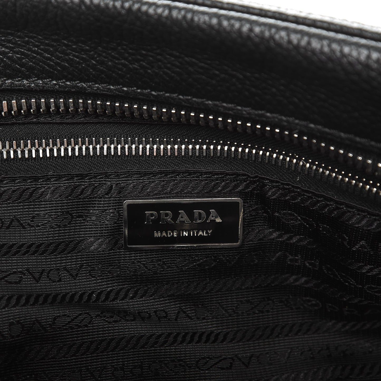 Vitello Daino Tote Nero Black