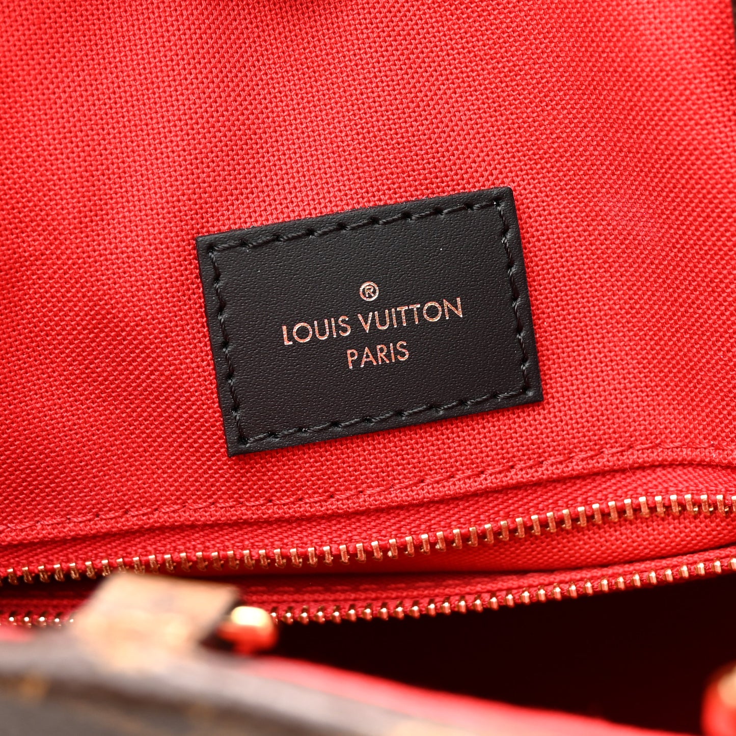 Reverse Monogram Giant Onthego MM