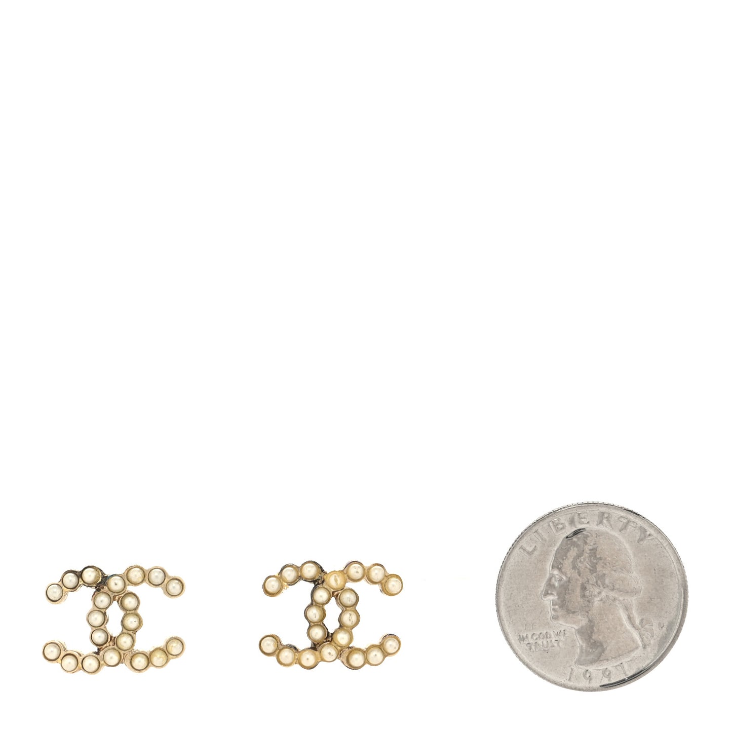 Pearl CC Earrings Silver
