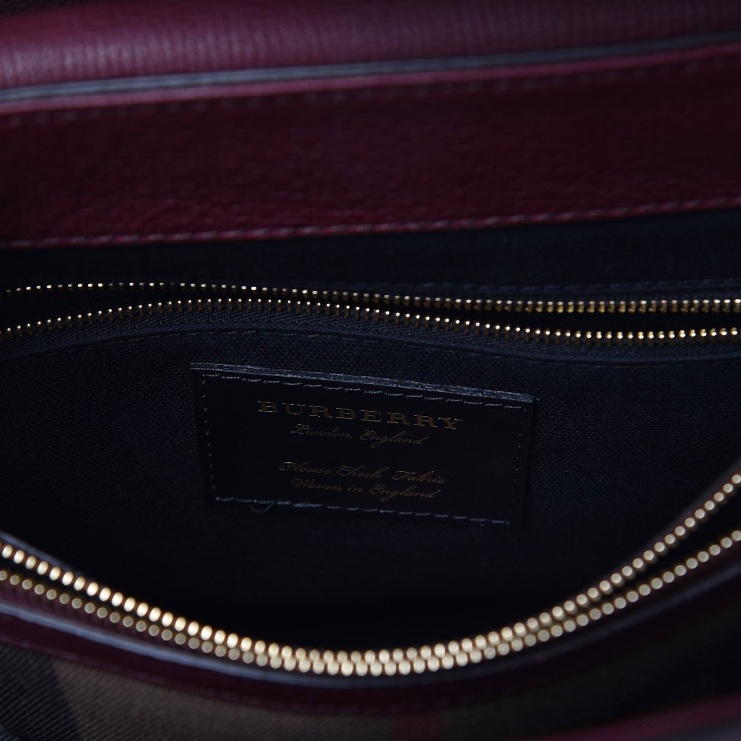 Derby Calfskin House Check Medium Camberley Burgundy