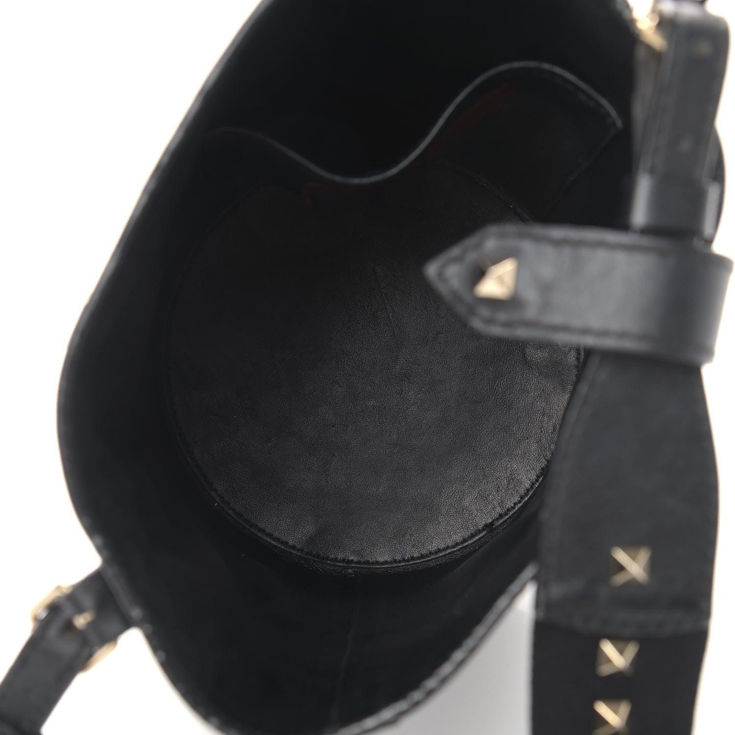 Valentino Garavani Vitello Rockstud Bucket Bag Black 4 of 17