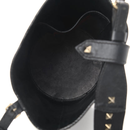 Valentino Garavani Vitello Rockstud Bucket Bag Black 4 of 17