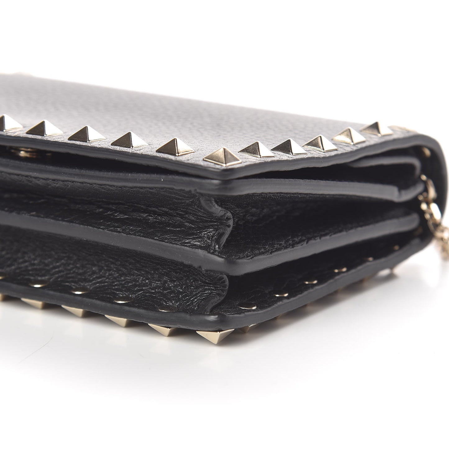 Pebbled Calfskin Rockstud Wallet on Chain Black