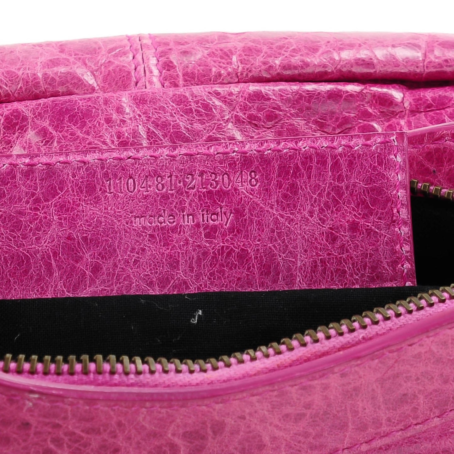 Agneau Classic Hardware Porte Toilette Makeup Clutch Magenta