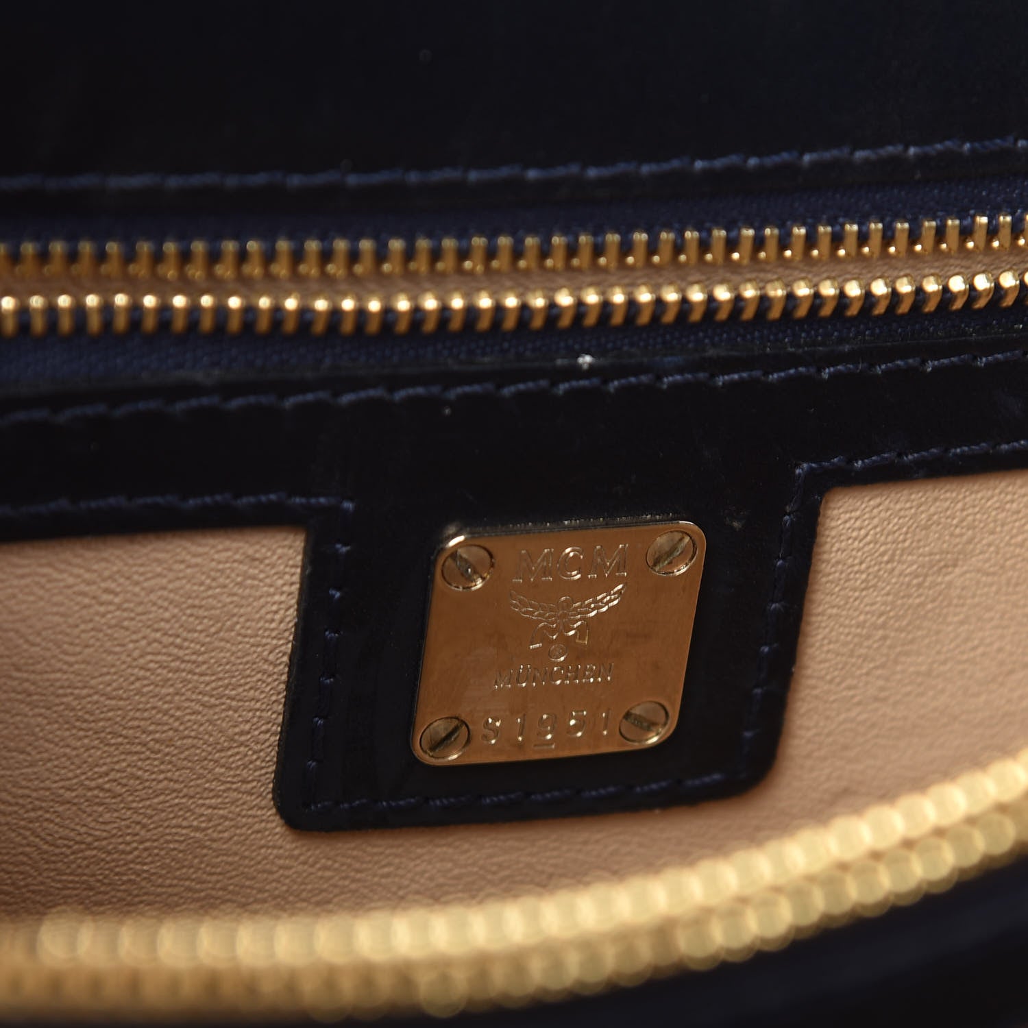 MCM Visetos Tracey Satchel Black White 6 of 8