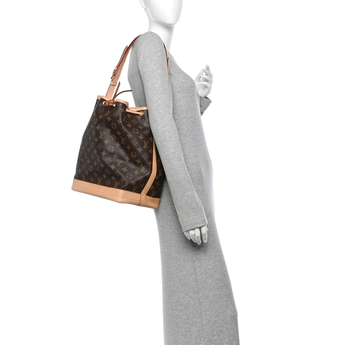Louis Vuitton Monogram Noe 2 of 10