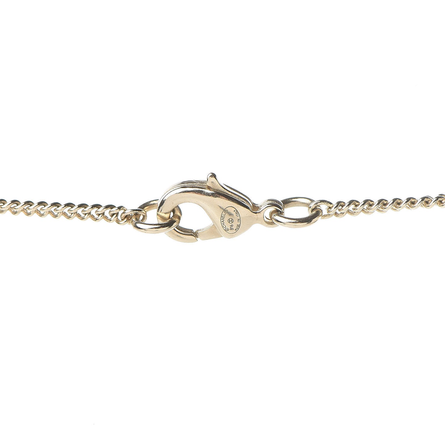 Metal Quilted CC Pendant Necklace Gold White