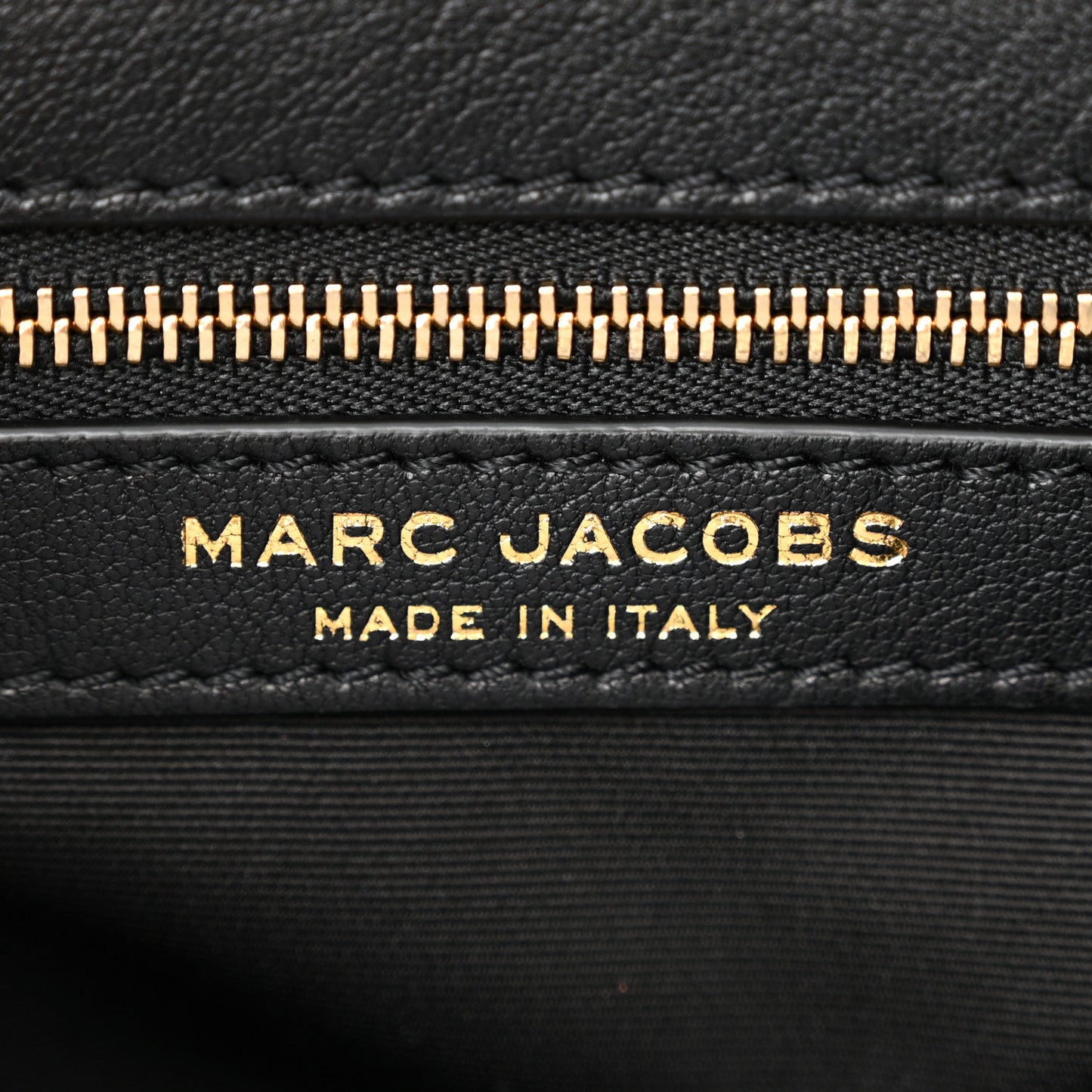 Calfskin Quilted Stam Black