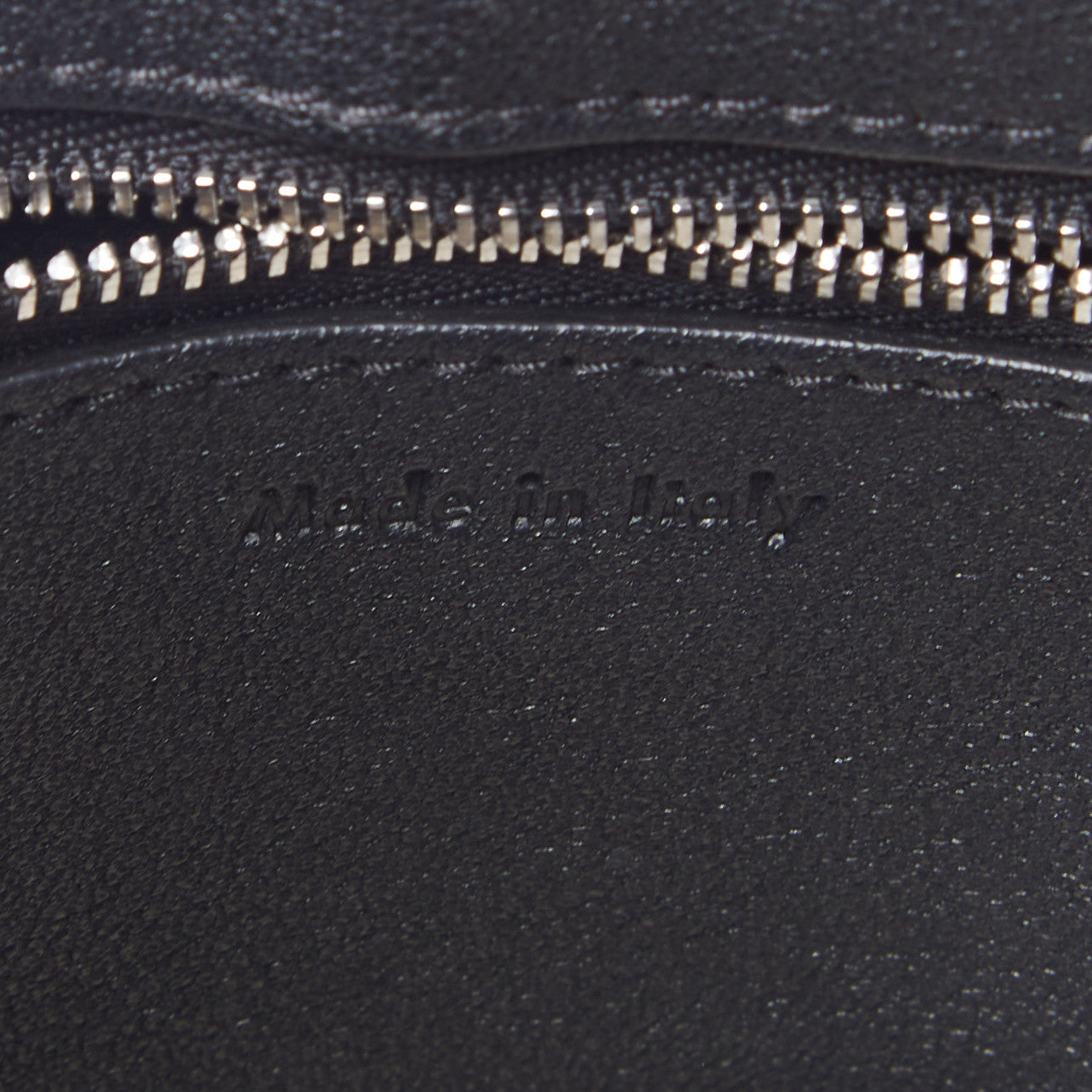 Textured Calfskin Bi-Color Edge Shoulder Bag Black Beige