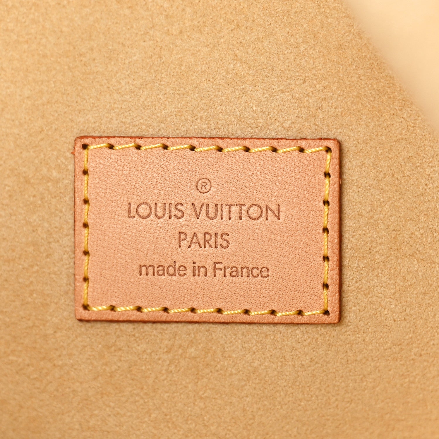 Louis Vuitton Monogram Manhattan GM 6 of 8