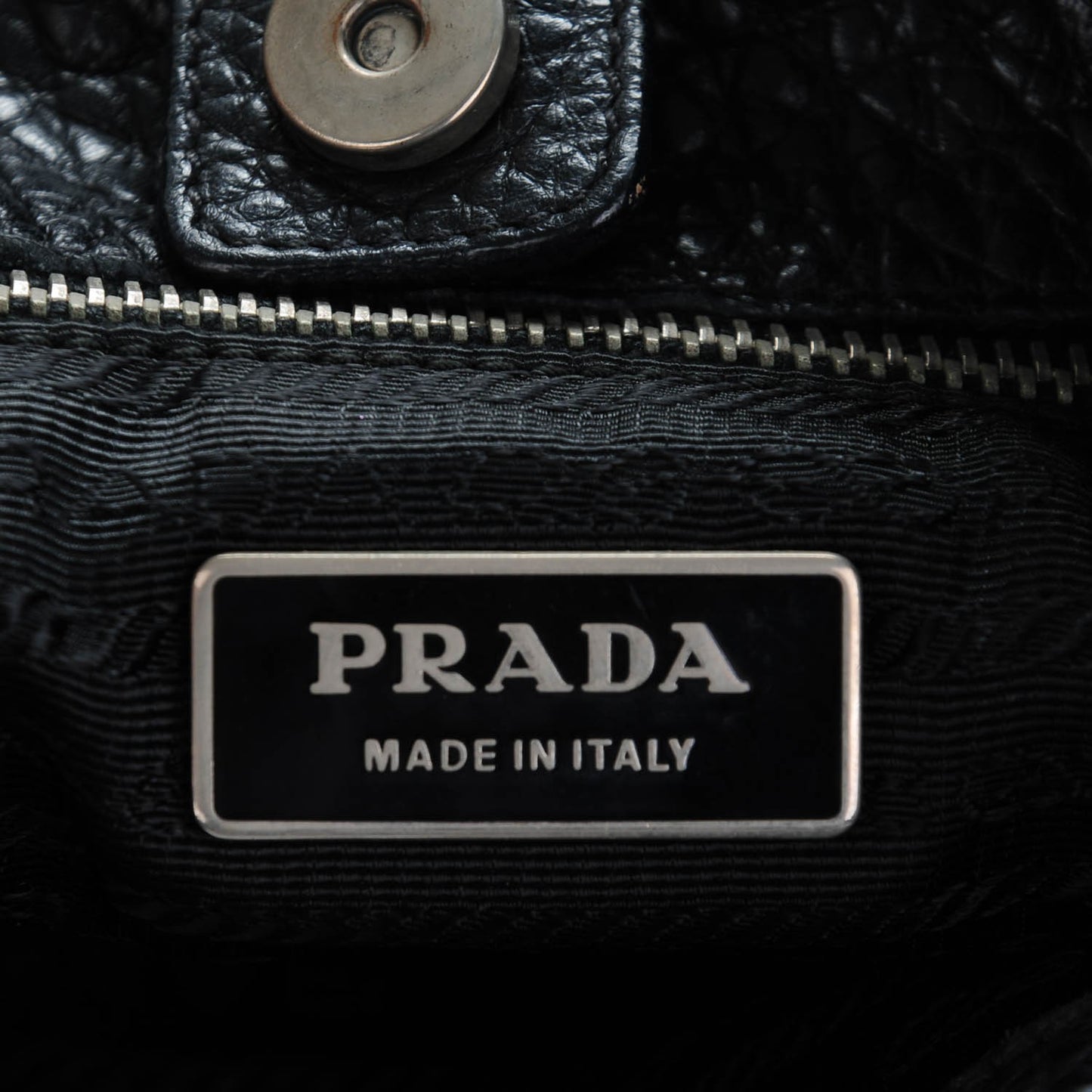 Vitello Daino Shoulder Bag Nero Black