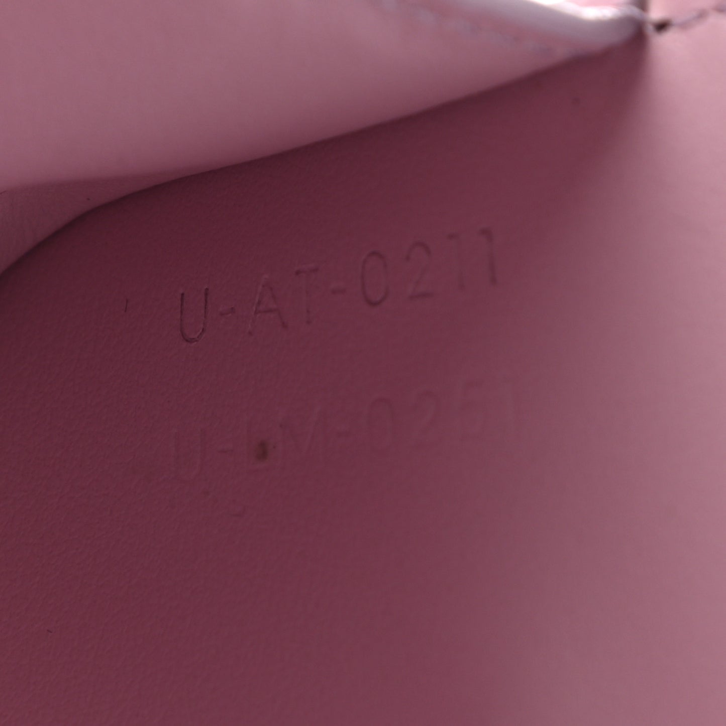Grained Calfskin Small Tri-Fold Wallet Rose Quartz