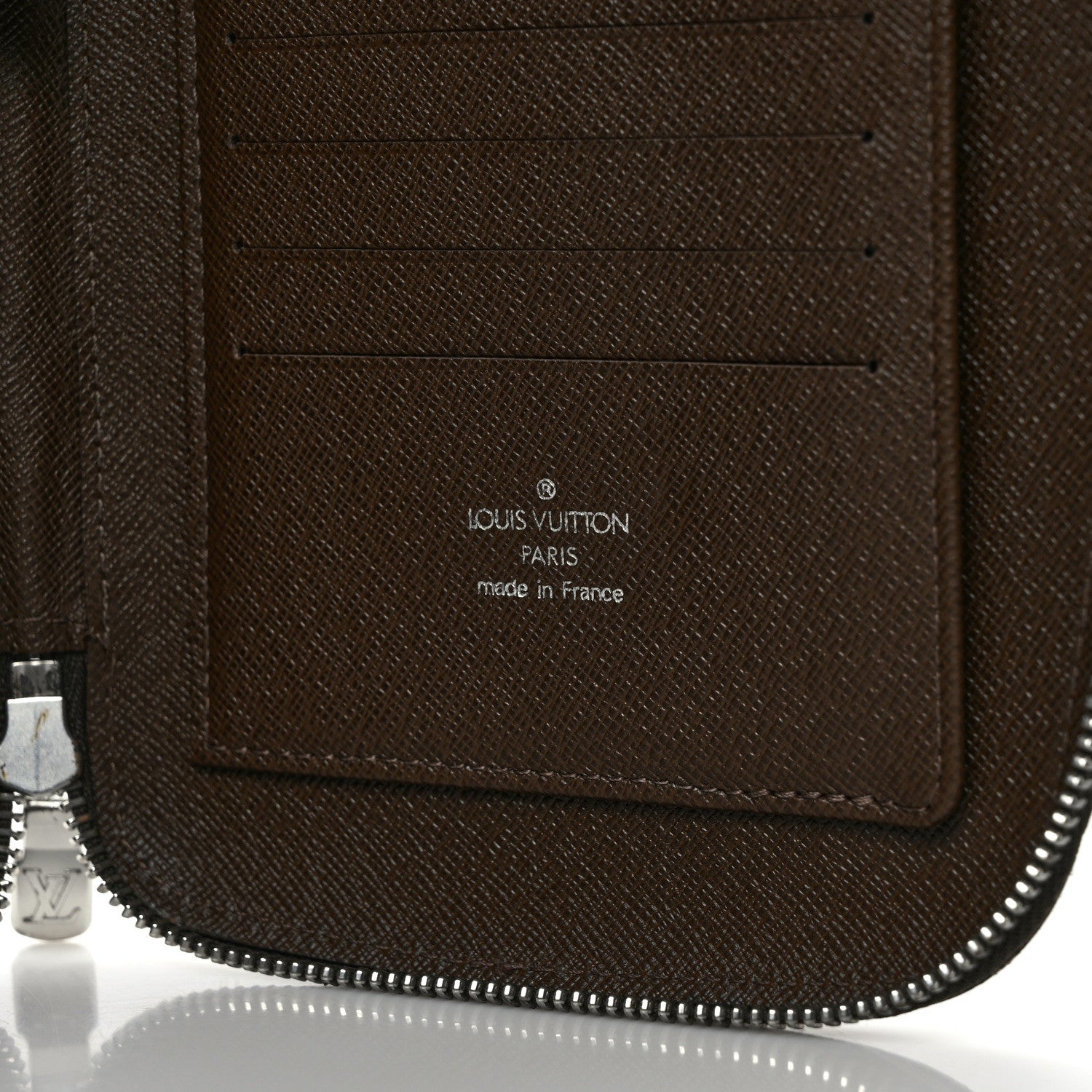 Louis Vuitton Taiga Atoll Travel Organizer Grizzli 6 of 8
