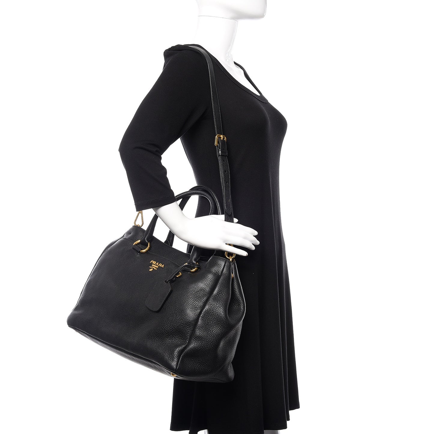 Vitello Daino Tote Black