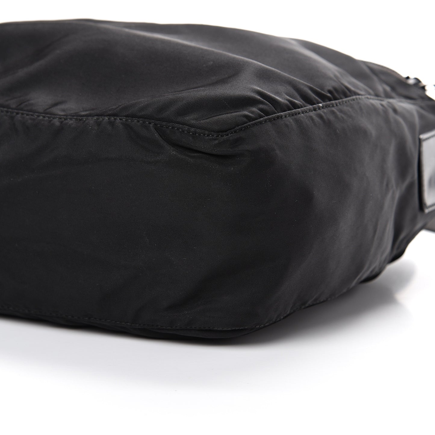 Nylon Flat Messenger Bag Black