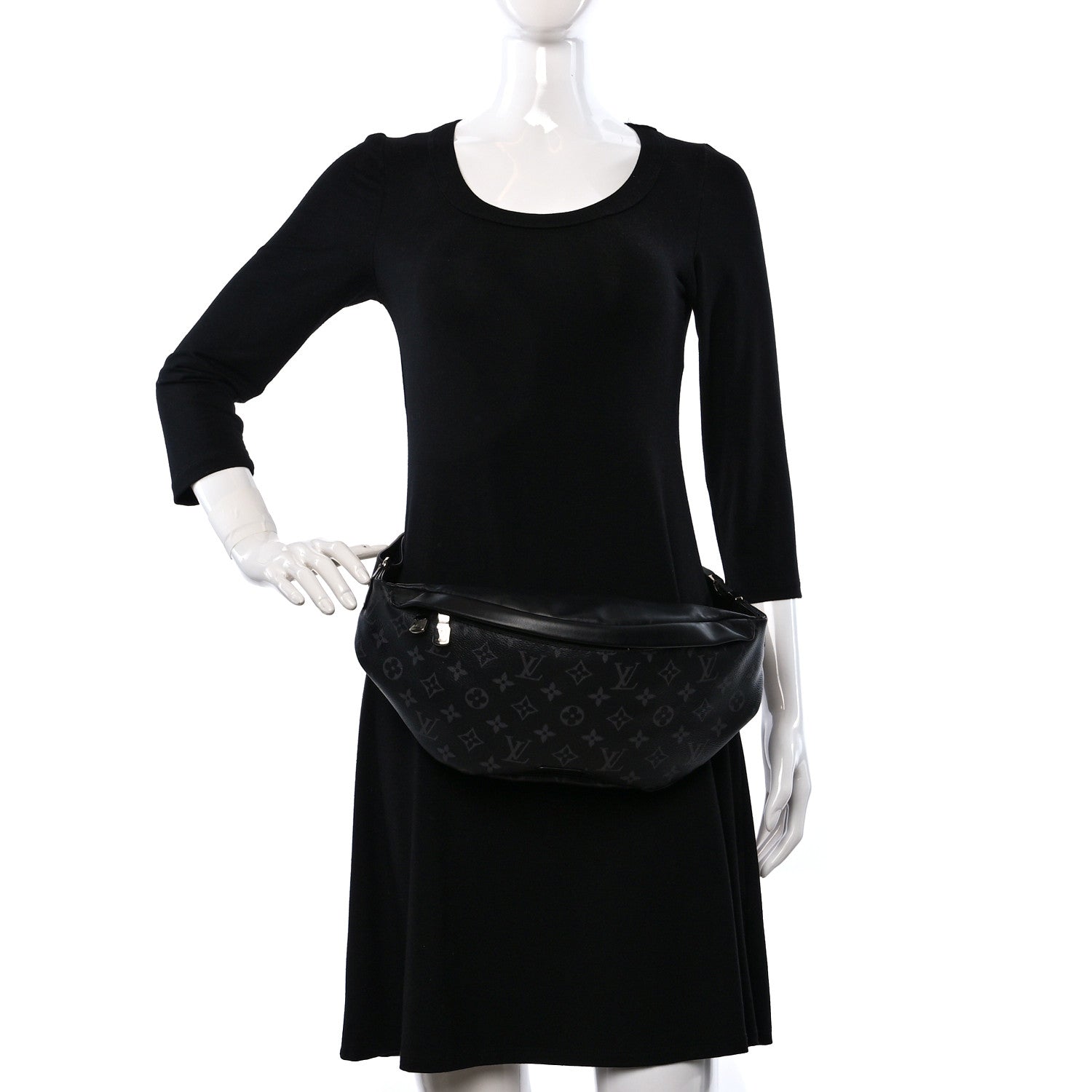 Louis Vuitton Monogram Eclipse Discovery Bumbag 2 of 8