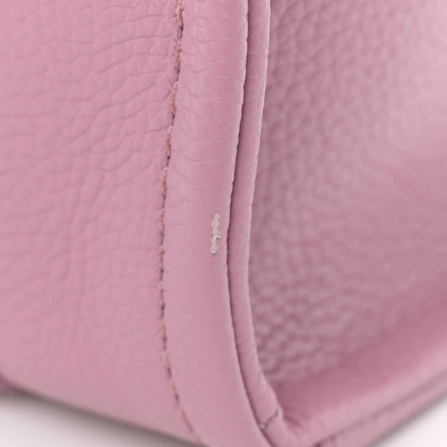 Grained Calfskin Medium The Tote Bag Lilas