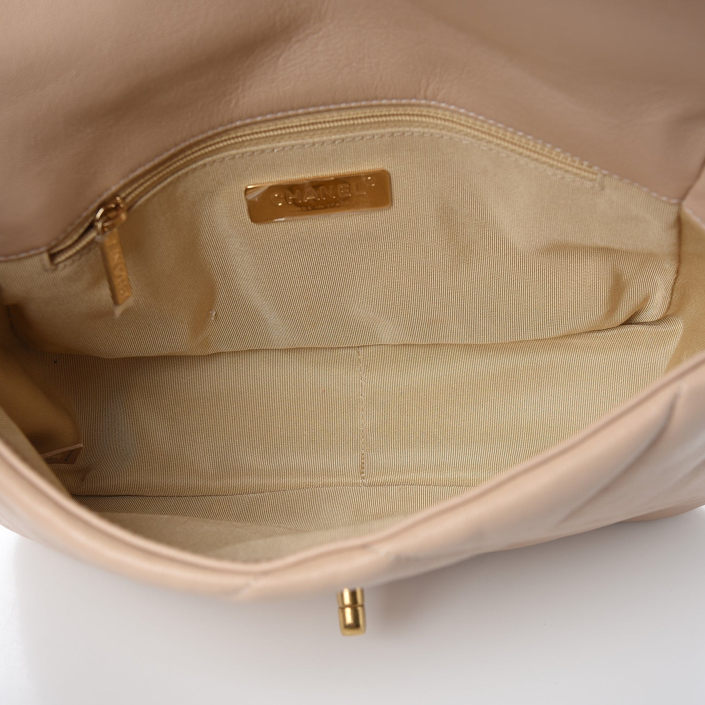 Lambskin Quilted Medium 19 Flap Light Beige