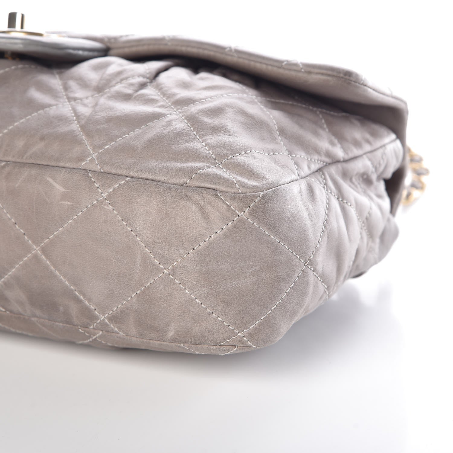 Chanel Iridescent Calfskin Large Chic Quilt Flap Grey 14 of 16