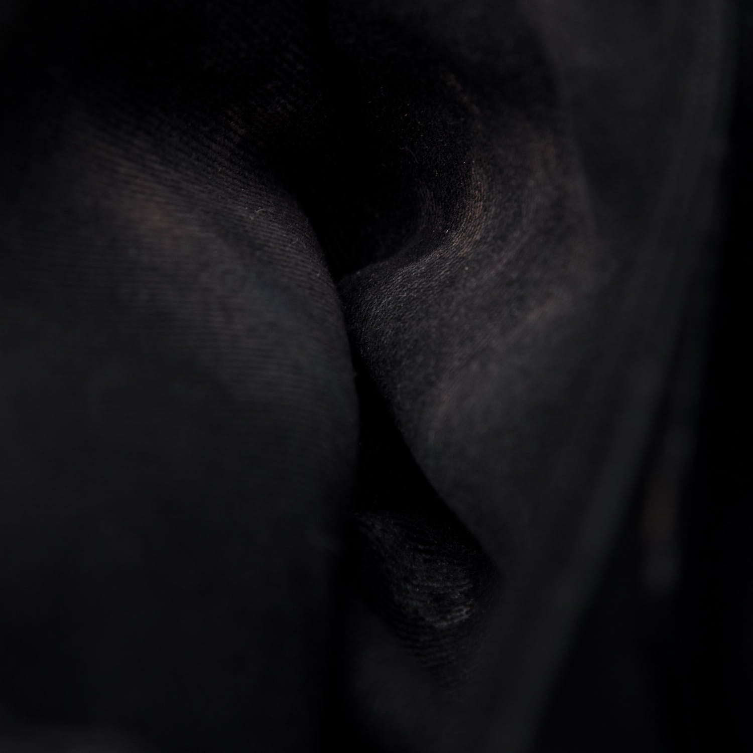 Chanel Calfskin Diamond Stitch Large Messenger Black 8 of 26