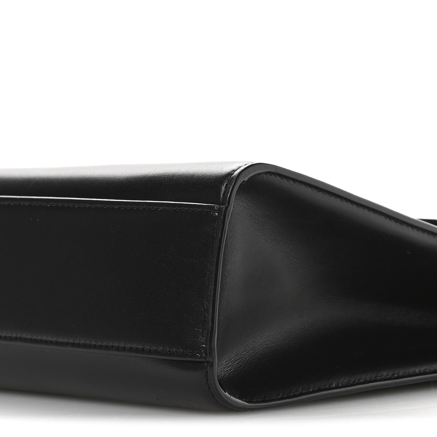 Saint Laurent Smooth Calfskin Manhattan Shoulder Bag Black 10 of 10