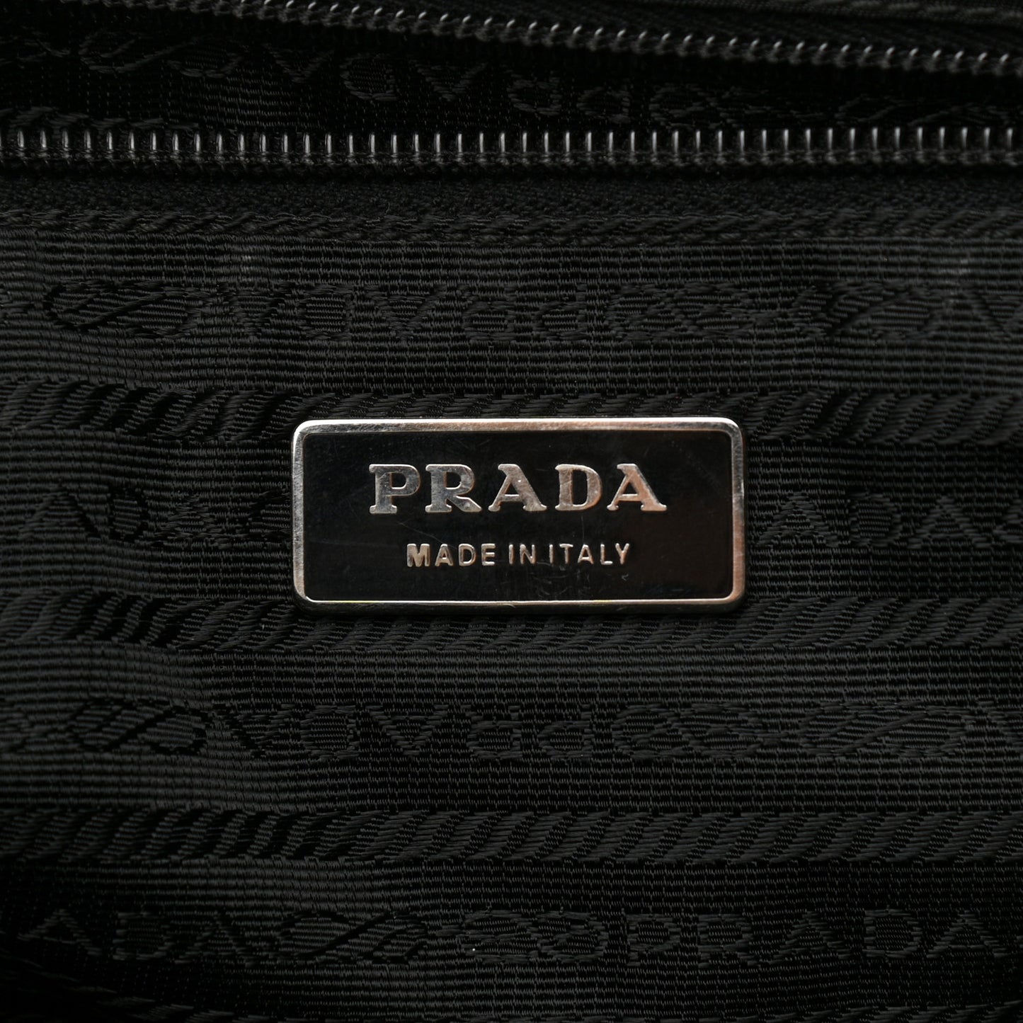 Tessuto Nylon Saffiano Logo Messenger Bag Black