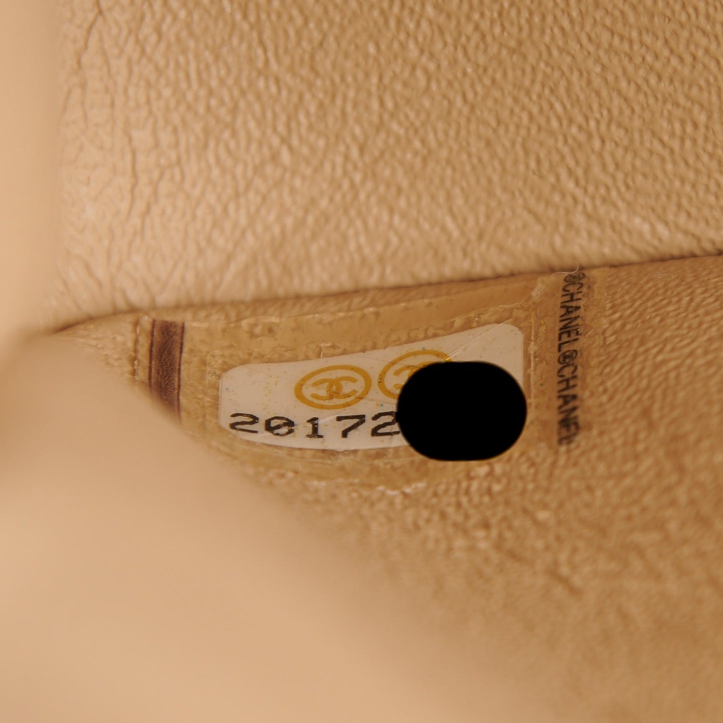Caviar Quilted Medium Double Flap Beige Clair