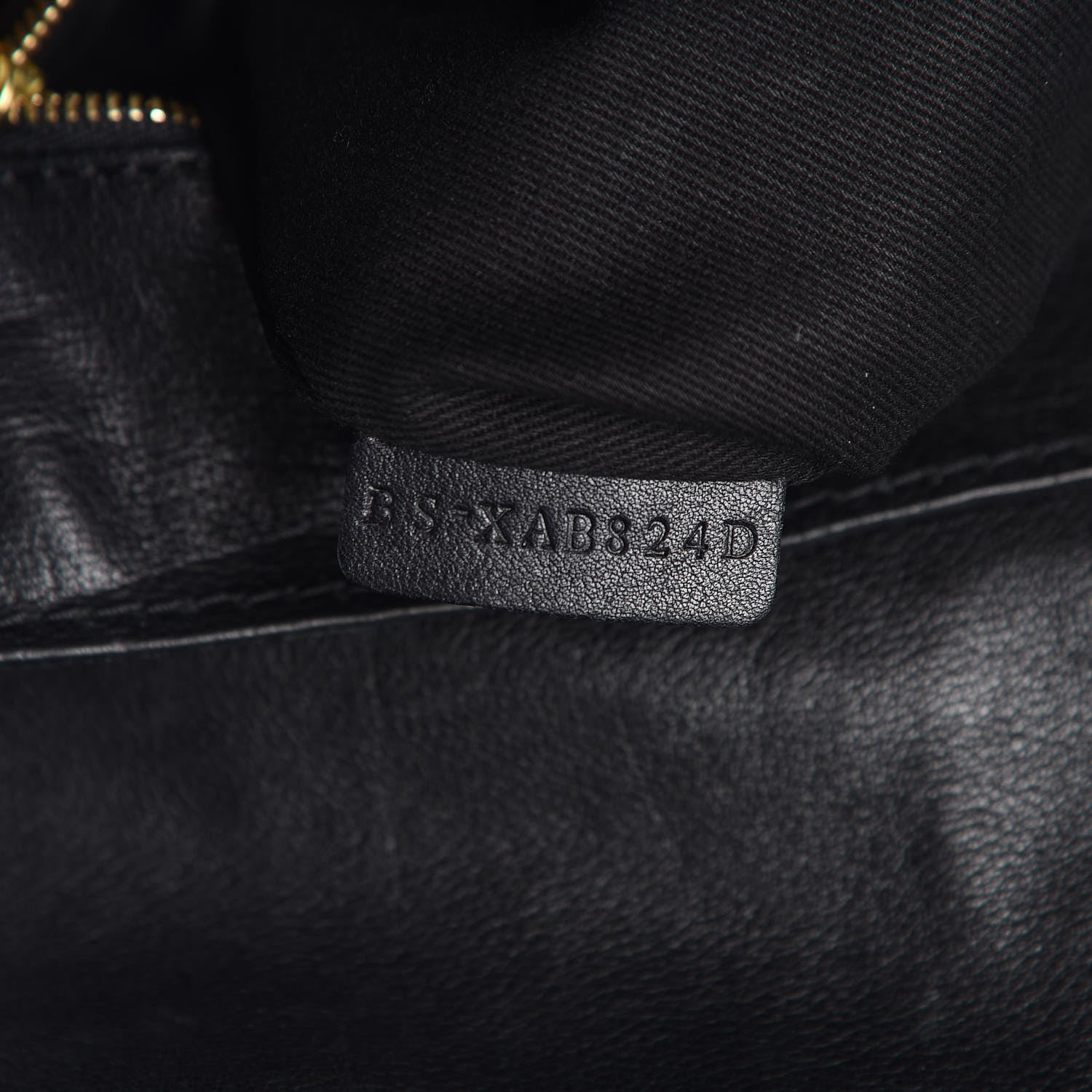 Valentino Garavani Patent Large Histoire Black 9 of 10