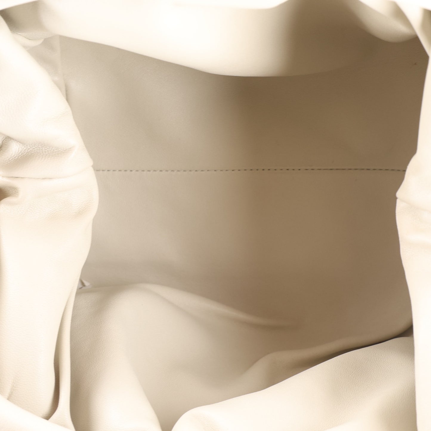 Nappa Maxi Intrecciato The Pouch Oversized Clutch Plaster