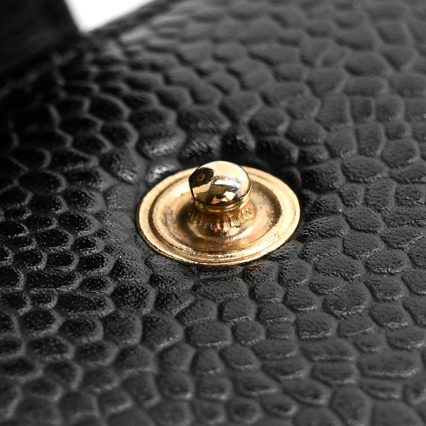 Caviar Timeless CC Compact French Wallet Black