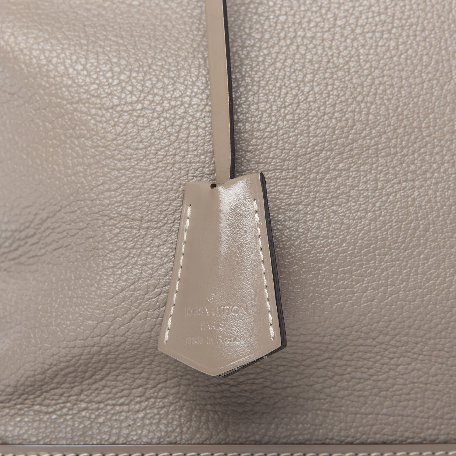 Louis Vuitton Suhali Lockit MM Greige 21 of 21