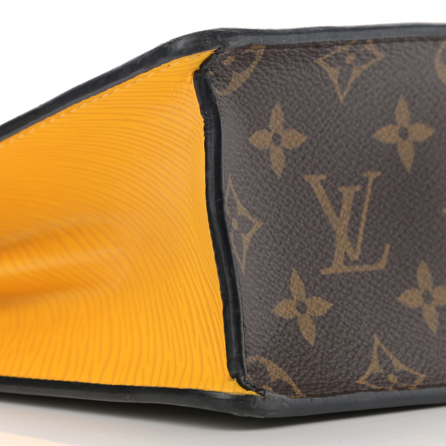 Louis Vuitton Vernis Epi Monogram Spring Street Bitume Metallise 9 of 10