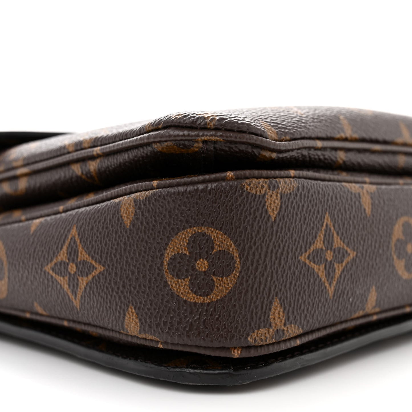 LOUIS VUITTON Monogram Pochette Metis