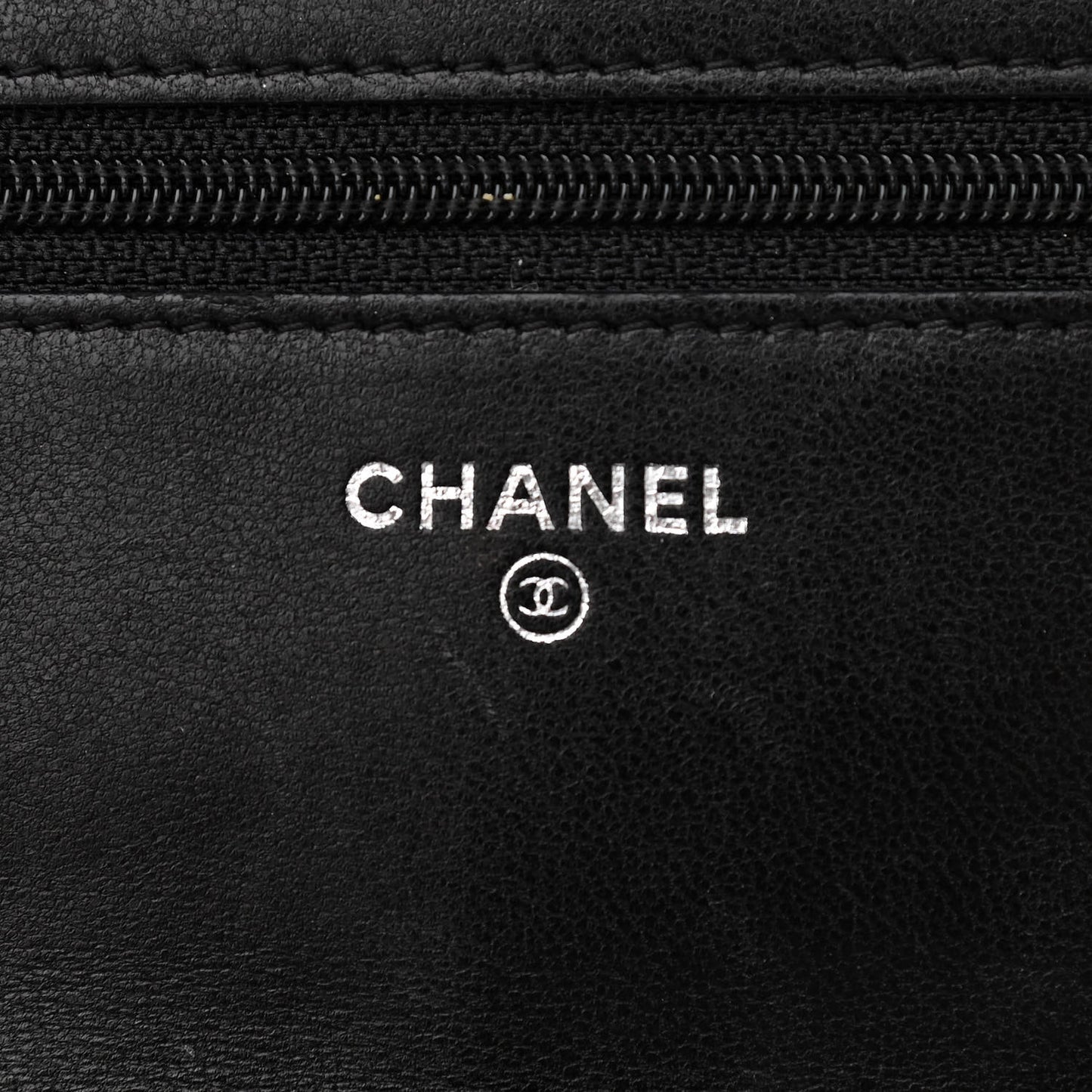 Lambskin Quilted Wallet On Chain WOC Black