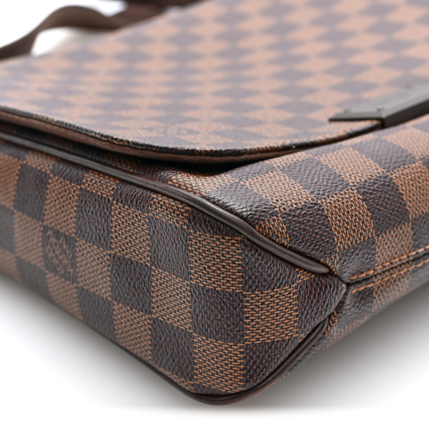 Louis Vuitton Damier Ebene District PM 8 of 9