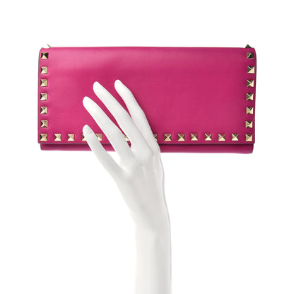 Valentino Garavani Nappa Rockstud Clutch Fuxia 2 of 9