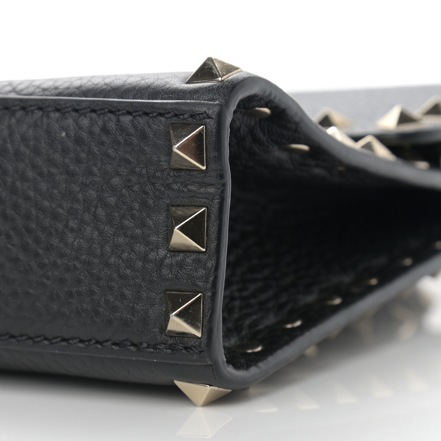 Valentino Garavani Pebbled Calfskin Medium Rockstud Flip Lock Crossbody Bag Black 6 of 10