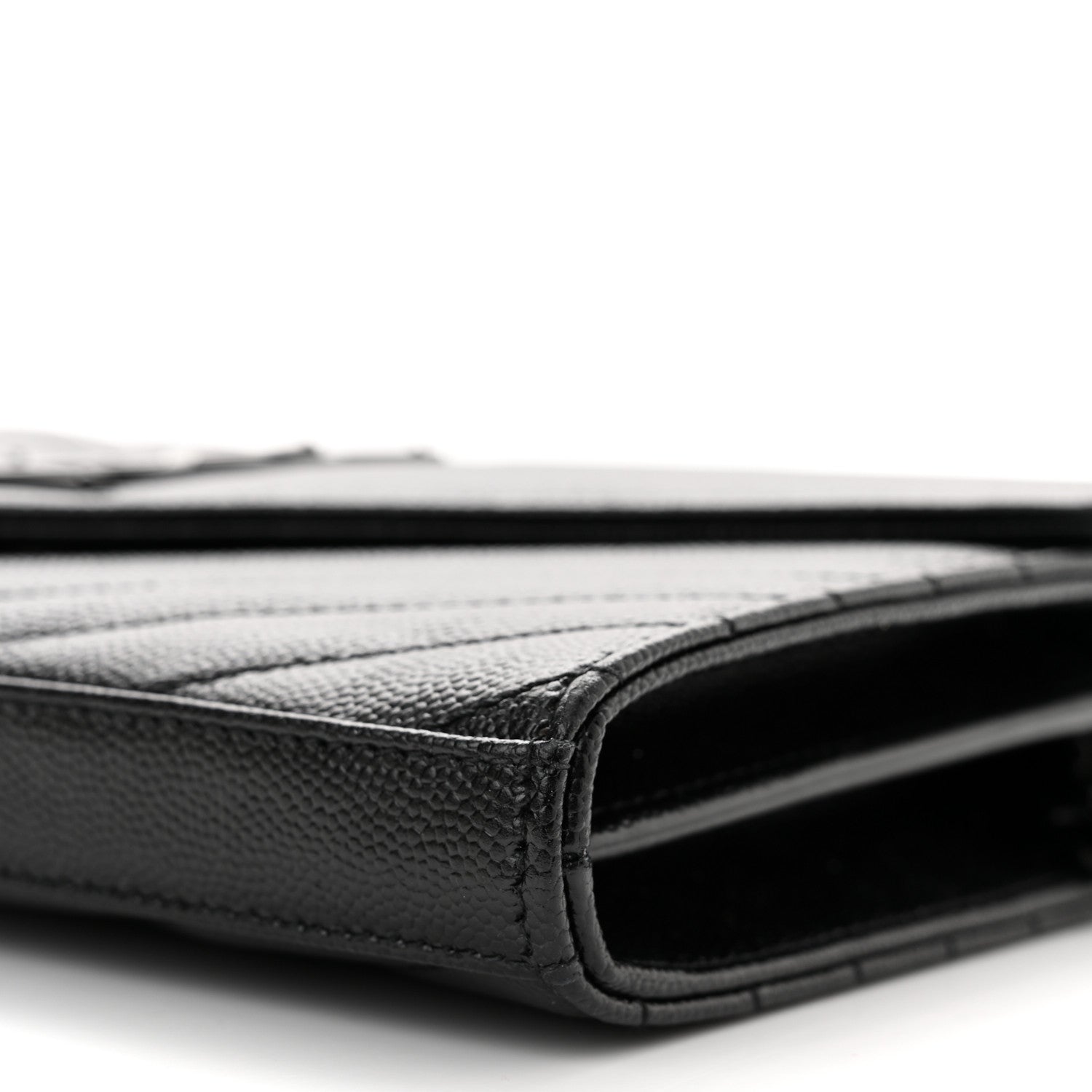 Saint Laurent Grain De Poudre Matelasse Chevron Monogram Monochrome Chain Wallet Black 9 of 11