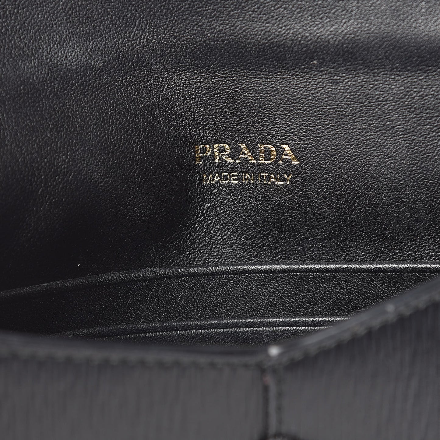 Vitello Move Envelope Wallet Black