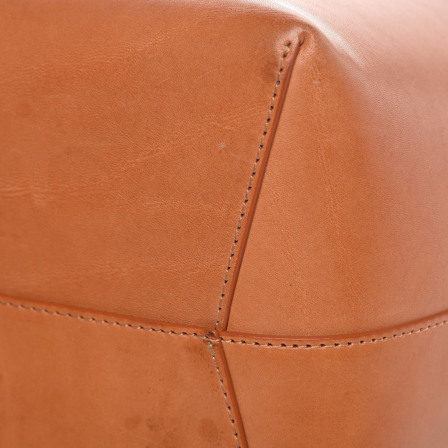 Mansur Gavriel Vegetable Tanned Calfskin Bucket Bag Cammello Azzurro 14 of 15