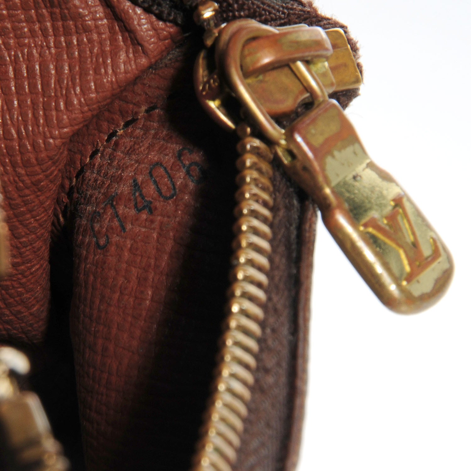 Louis Vuitton Monogram Key Pouch 7 of 7