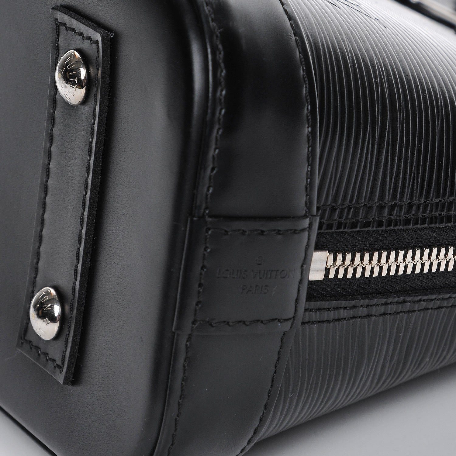 Louis Vuitton Epi Alma BB Black 7 of 7