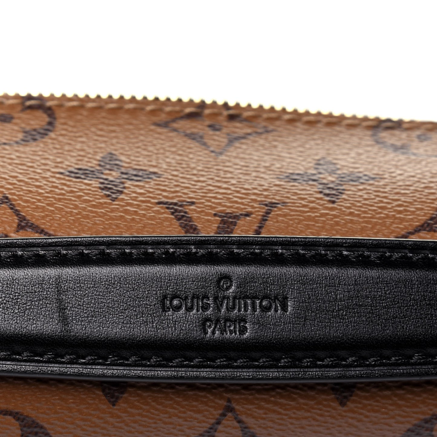 Reverse Monogram Pochette Metis