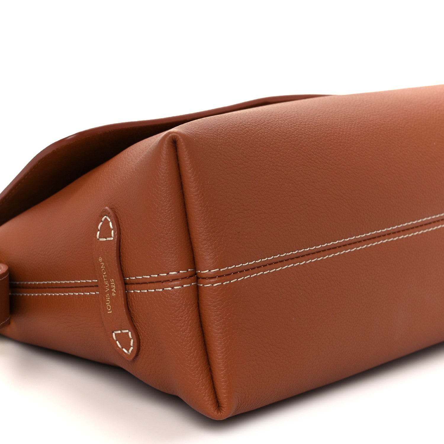 Louis Vuitton Grained Calfskin Low Key Messenger Cognac 11 of 13