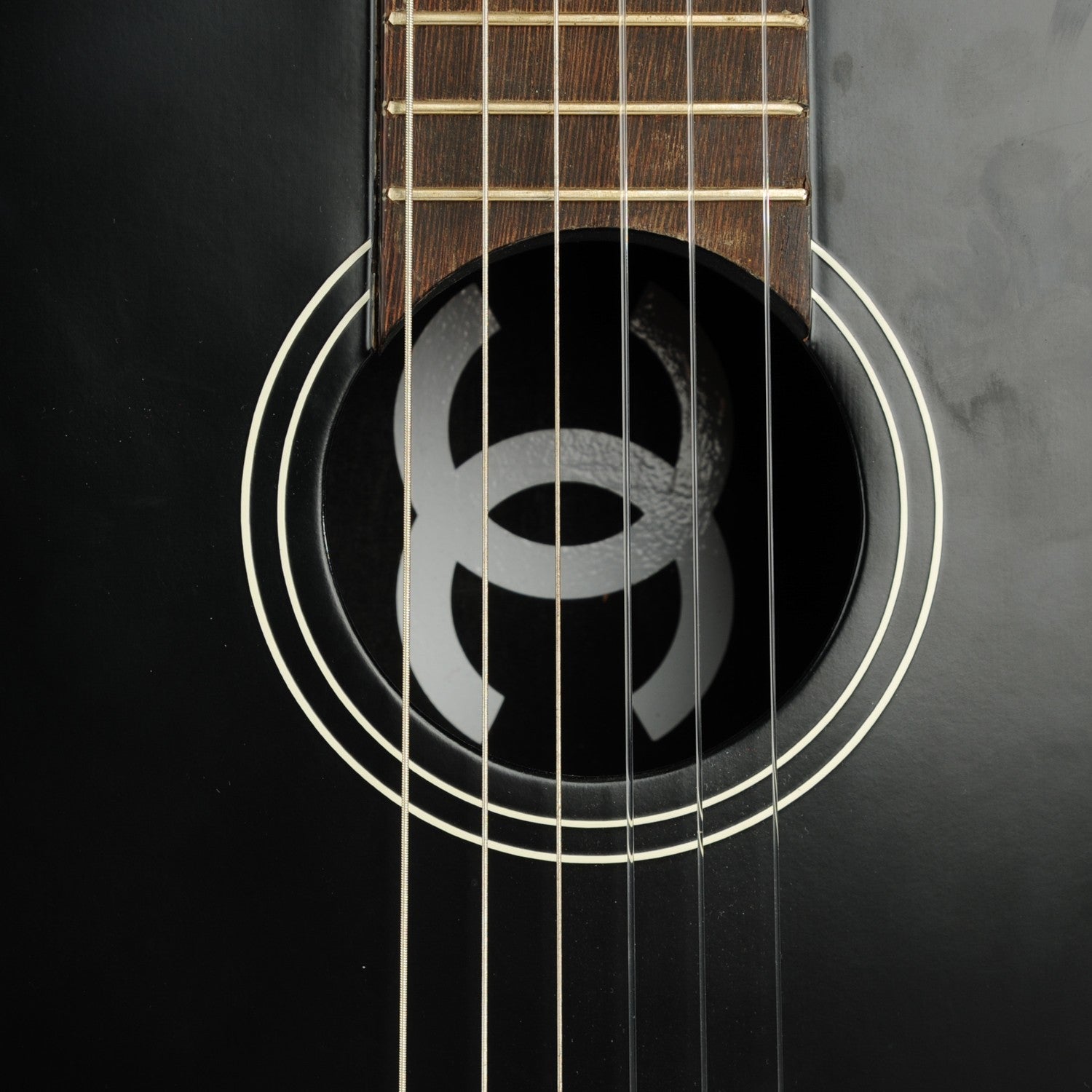 Chanel Redwood Logo Acoustic Guitar Black 15 of 22