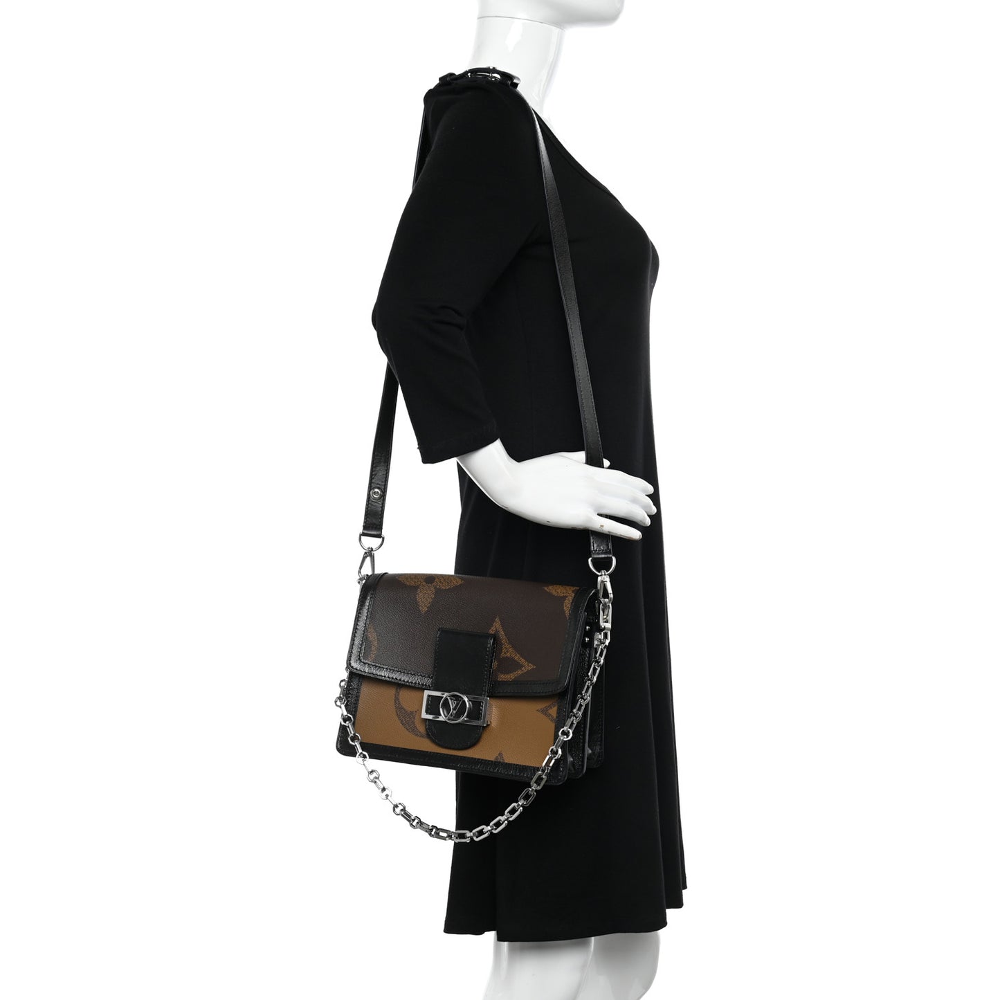 Reverse Monogram Giant Dauphine MM